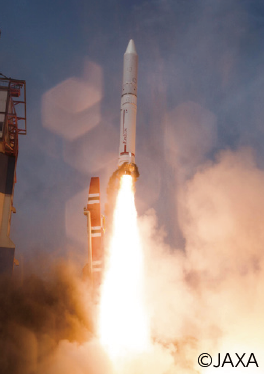イプシロンロケットの打上げ